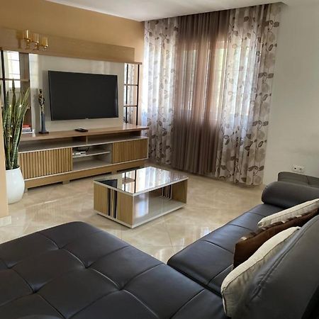 Apartamentos Avenida Praia Exterior foto